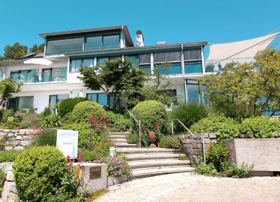 Lupinenhotel Bodensee, (Sipplingen). Apartment with Sea View, 1 Living-/Bed Room, max. 2 Persons