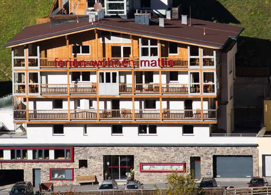 Ferienwohnen Mattle**** in Oesterreich in Tirol - Appartement Jakob 203 für 3-5 Personen mit Terrasse