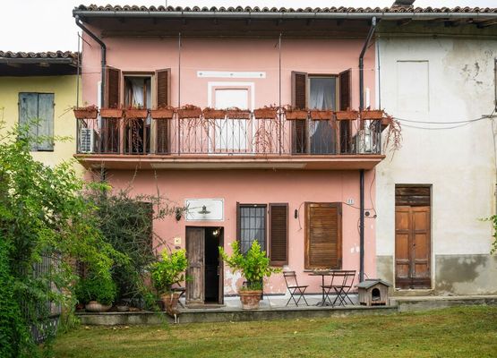 Pleasant Holiday Home in Mombello Monferrato with Whirlpool