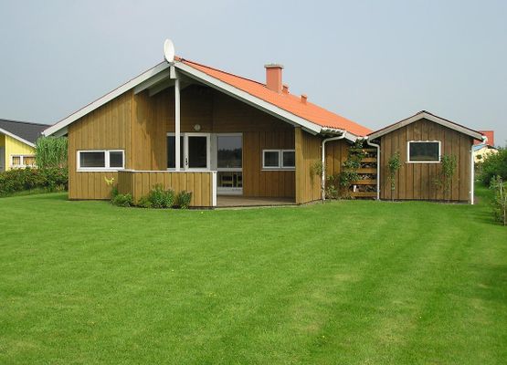 Ferienhaus in Kating Holiday home, shower, toilet, 3 bed rooms