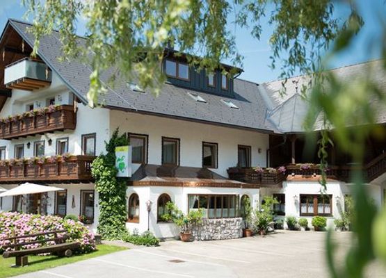 Pension Irlingerhof - Landhaussuite mit Balkon oder Wintergarten
