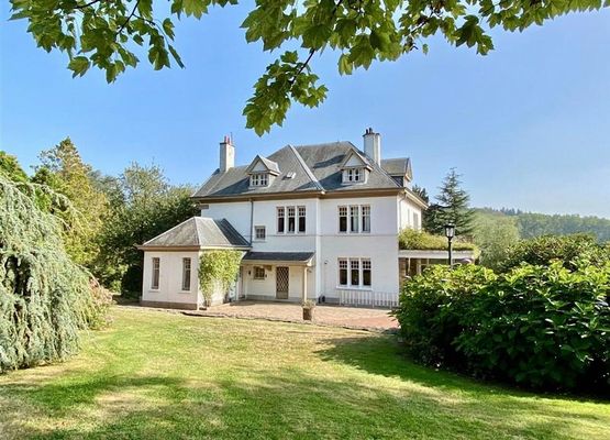 Charming villa with beautiful garden in the Flemish Ardennes