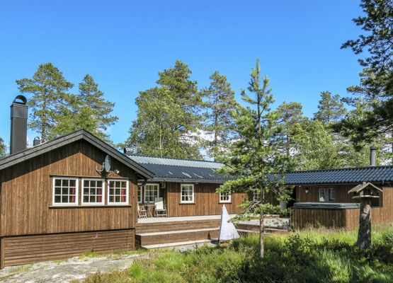 Holiday home Fjellro (SOO353)
